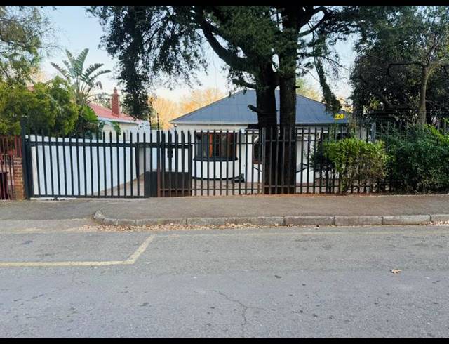 2 BEDROOM HOUSE FOR SALE IN OBSERVATORY